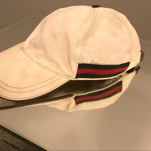 Gucci Canvas Baseball Hat